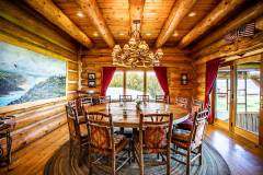Lodge-Dinin