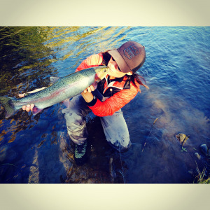 Kissing an Alaska Steelhead