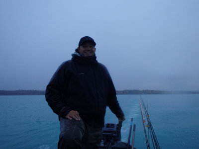 Guide running jetboat